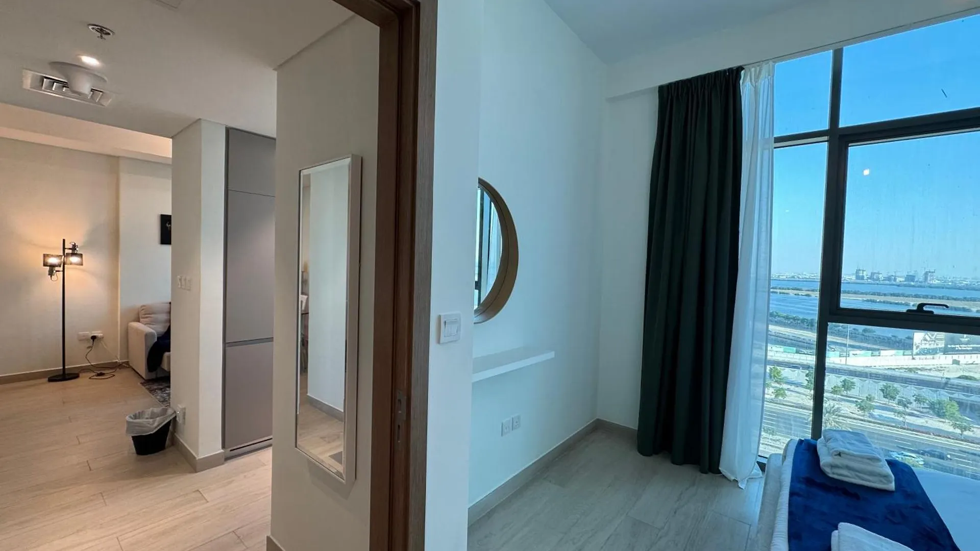 Ashri Luxurious Apartment With Breathtaking Views In Azizi Creek Views, Fawad Dubai Birleşik Arap Emirlikleri